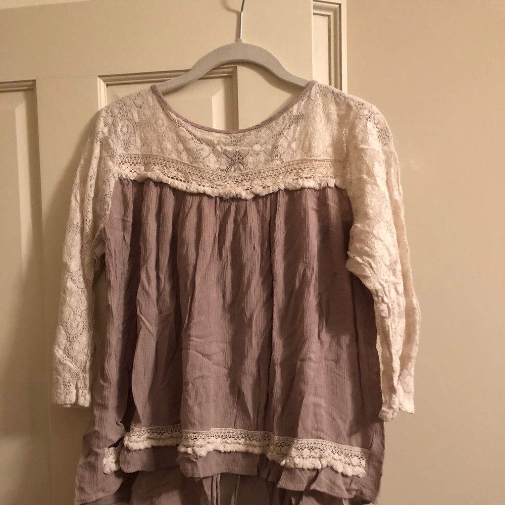 3/4 sleeved shirt